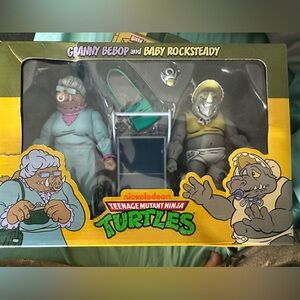 NECA Teenage Mutant Ninja Turtles Granny Bebop & Baby Rocksteady 2 pk
